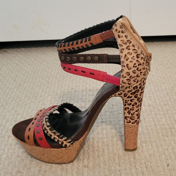 Jessica Simpson Platform Heels Size 7.5 leather upper and cork heel. - Picture 2 of 10